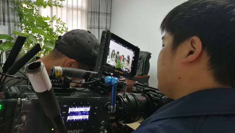 用镜头讲好产品故事！五峰产品视频拍摄公司让冰冷商品拥有温度与灵魂
